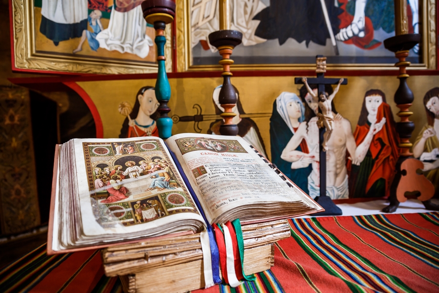 Lipnica Murowana - wooden church